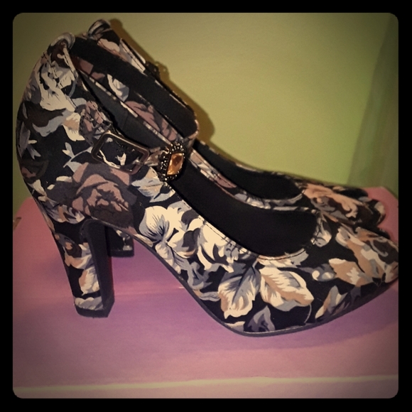 Rocket Dog Shoes - Rocket Dog Floral Heels